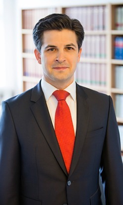 Rechtsanwalt und Notar Daniel Eichenauer